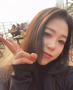跳舞的女孩